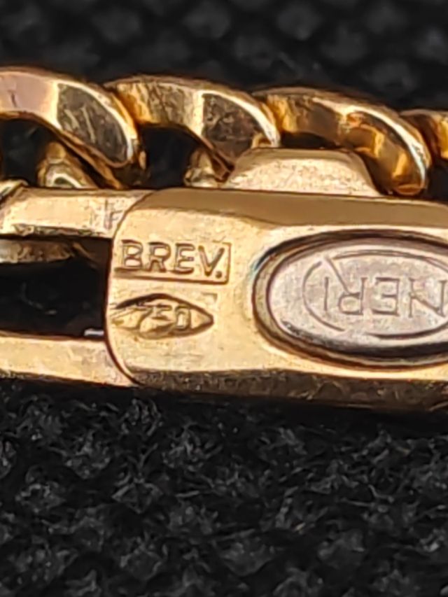 Pulsera oro 18k tipo barbada. 051-05-00494