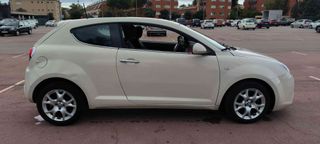 Alfa Romeo MiTO 1.3 JTDM Distinctive 2014