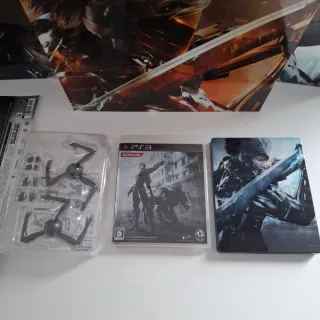 Metal Gear Rising Premium Pack PS3 Konami