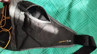 Riñonera Quechua Arpenaz 5 WB