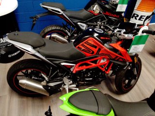 SWM Naked 125  15 CV ABS ¡ PRECIO INCREÍBLE !
