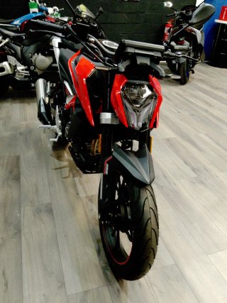 SWM Naked 125  15 CV ABS ¡ PRECIO INCREÍBLE !
