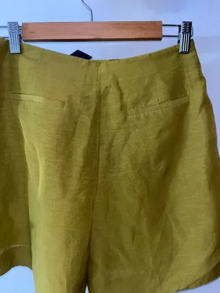 Pantalones cortos verdes oliva