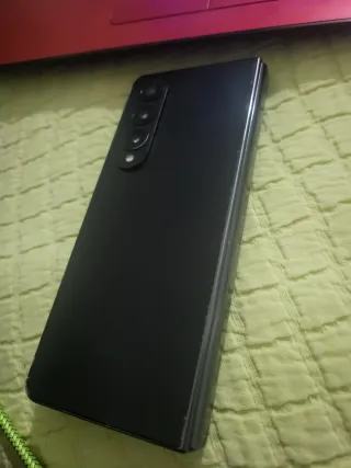 Samsung Z Fold 4 per parti