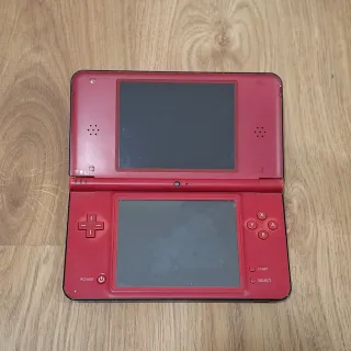 DSi XL Edición Especial Mario (25 Aniversario)