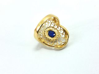 sortija oro 18k con piedra con circonita,zafiro