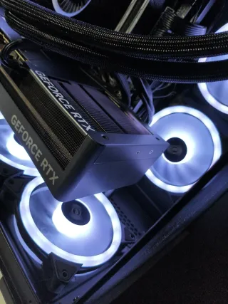 Gigabyte RTX 4080 16GB Scheda Video