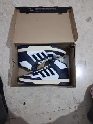 Adidas Rapid Court Mid Talla 42