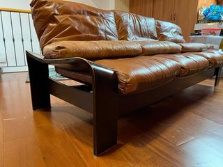 Sofá 3 plazas Kroken cuero y madera Roche Bobois