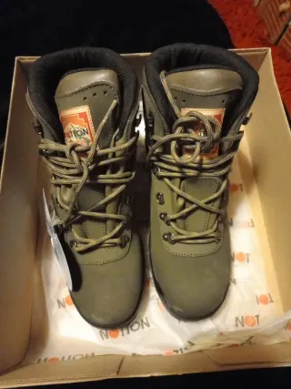 Bota de montaña NOTTON Talla 42