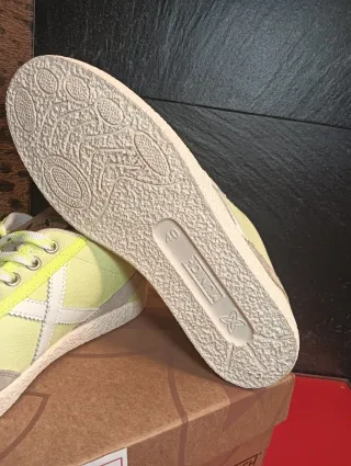 Deportivas Munich Talla 40 Nuevas