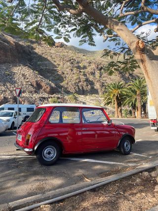 MINI Mini del los años 70, motor nuevo