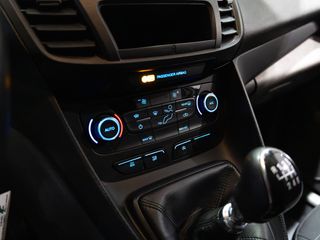 FORD TRANSIT CONNECT 2022