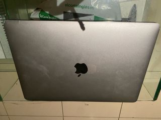MacBook Pro 13 16GB RAM 500GB SSD