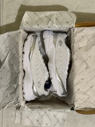 Lacoste Storm 2K Lite Blancas y Plateadas