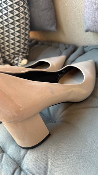 Zapatos Zara Beige Talla 38
