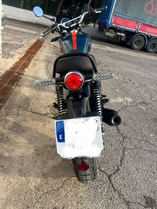 Royal Enfield Interceptor Bear 650