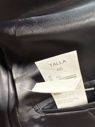 Chaqueta americana blazer gris para caballero.