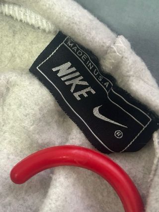 Chaqueta Nike Gris con Cremallera