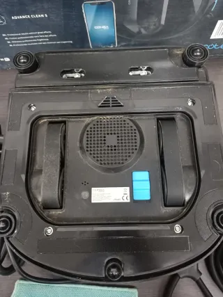 Robot Limpiacristales Cecotec Windroid 990