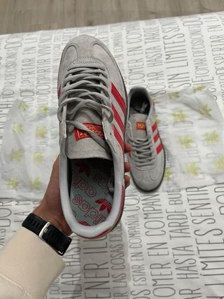 Adidas Spezial Gris y Rojo