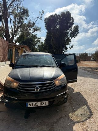 SsangYong Rodius 2015