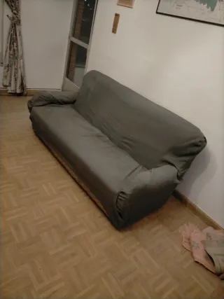 Sofá de tela y madera económico