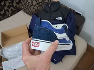 Chaqueta The North Face y Vans