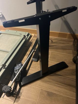 Patas elevables para escritorio Makro