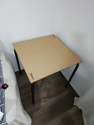 A ESTRENAR Mesa Mahou