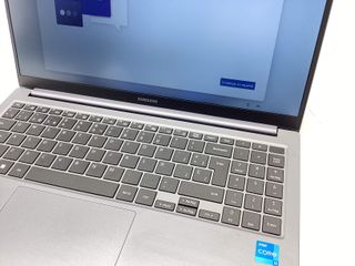 pc portatil samsung 750xgk