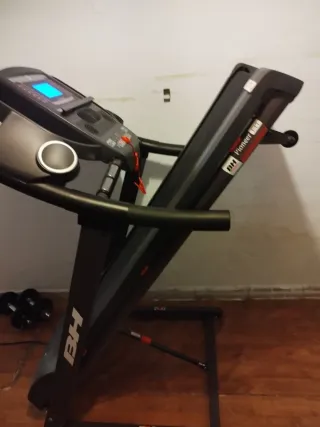 Cinta de correr eléctrica BH Pioneer