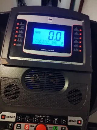 Cinta de correr eléctrica BH Pioneer