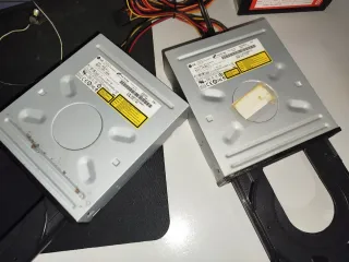 Lector DVD GDR-H30N / Regrabadora GH20NS10