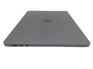 portatil apple apple macbook air m3 8-core 4.0 15 (10gpu) (2024) (a3114)
