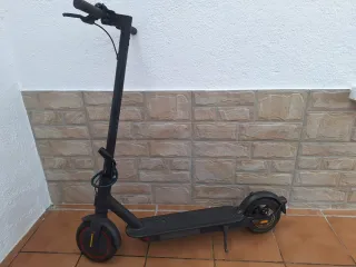 Patinete Eléctrico Negro