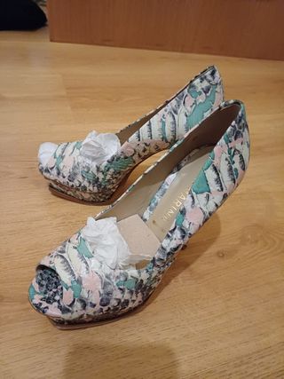 Zapatos tacón plataforma peep toe
