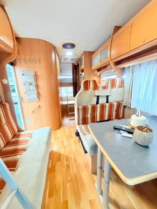 Autocaravana 5 plazas con enfriador placa toldo...