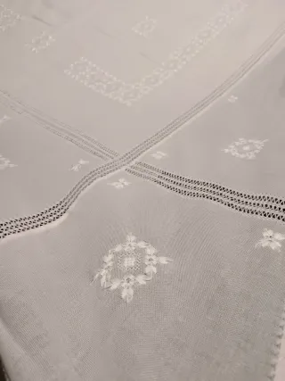 Tovaglia Lino Ricamata a Mano Vintage