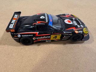 Scalextric Chevrolet Corvette C6-R Vodafone