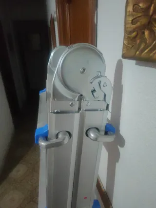 Escalera telescópica multiusos 5,10m. nueva