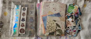 Crea il tuo set mix stickers, paper e bollini