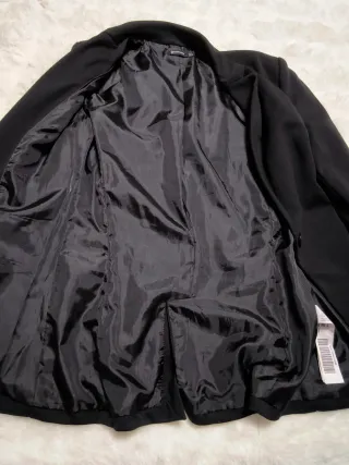 Conjunto Stradivarius Chaqueta y Vestido Negro