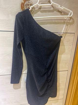 Dos Vestidos de fiesta mini elásticos Bershka T.S