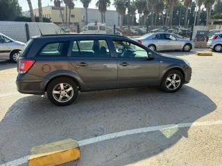 Opel Astra 2010