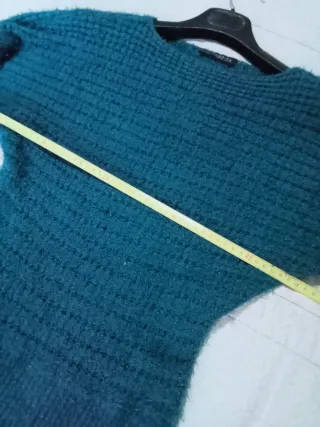 Maglione azzurro carta da zucchero morbido caldo