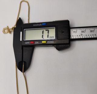 Cadena Espiga de oro de 18k, 5.72 g, 43 cm.