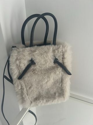 Bolso pelo Parfois blanco/beige