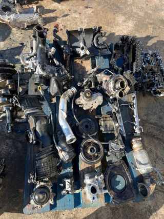 Motor V6 3.0 642.855 258CV