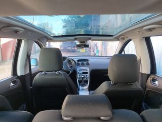 Peugeot 308 1.6 HDI 7 PLAZAS